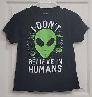 Fifth Sun Black & Green Graphic Tee Kid's 14/16 Alien Don't Believe in H…